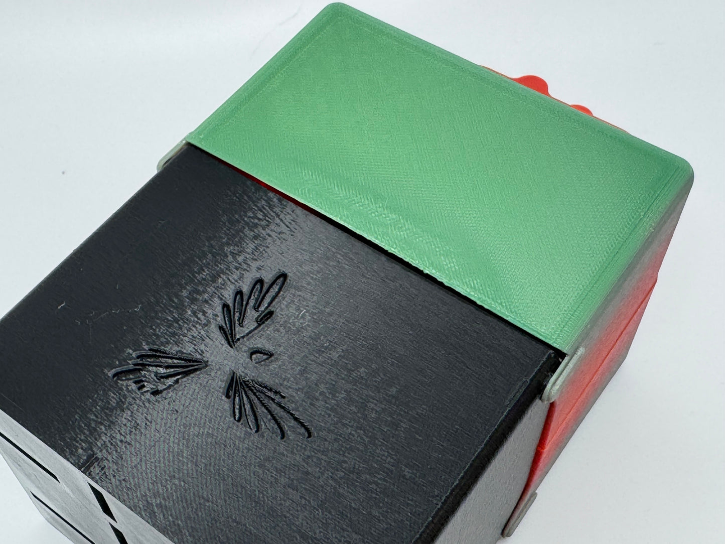 PROTOTYPE The Tatting Toolbox: Lark's Head