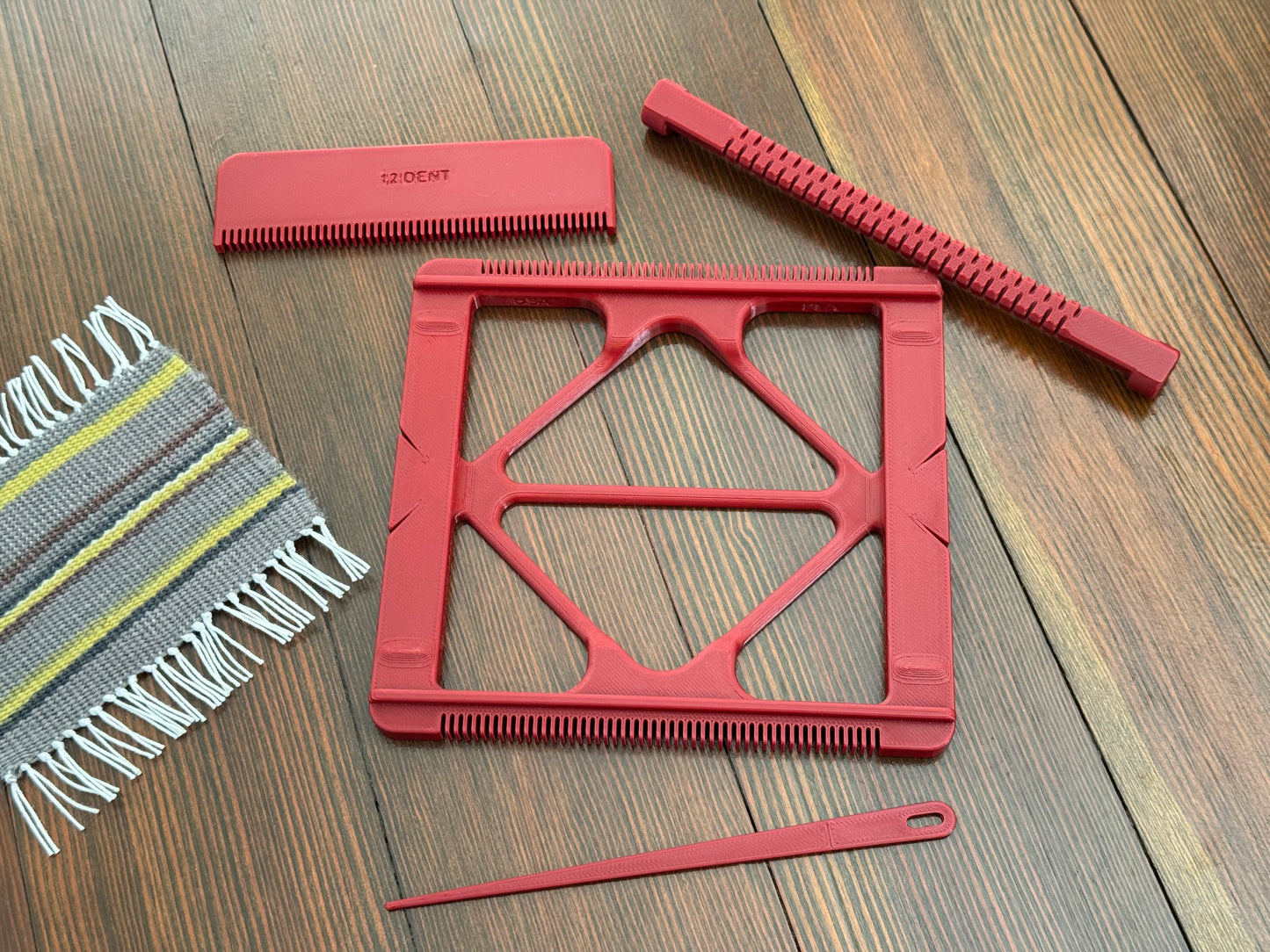 Pocket Loom Weaving Kit 4"x4" 12-dent STL Bundle