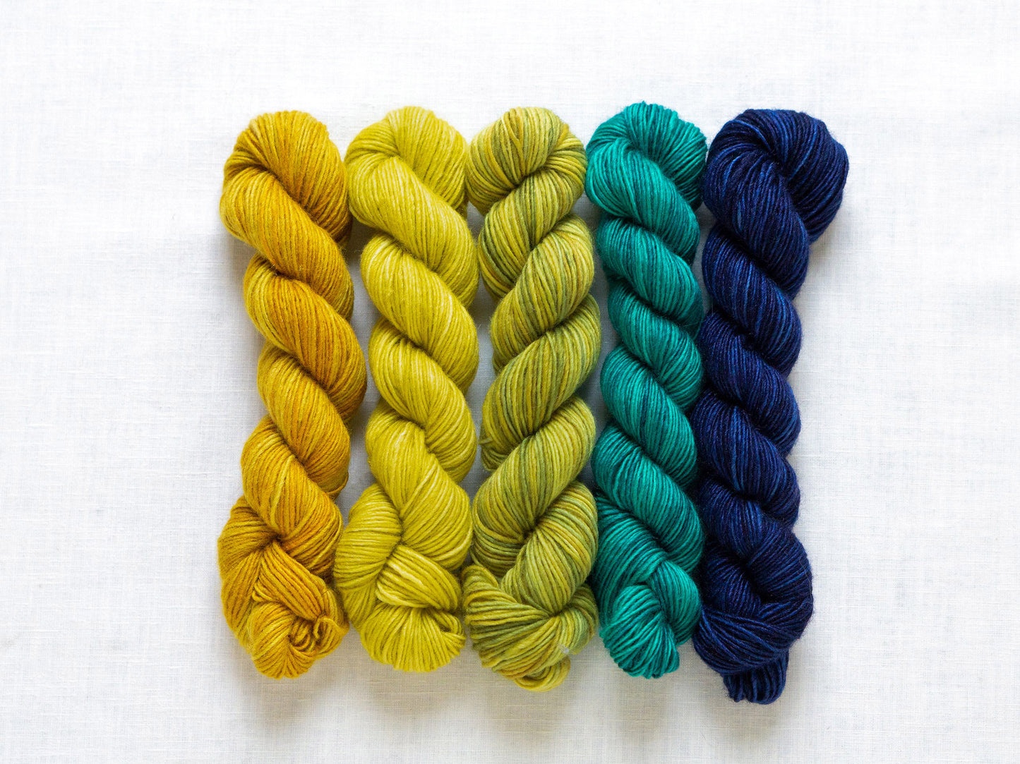 PREORDER Manos del Uruguay Fino