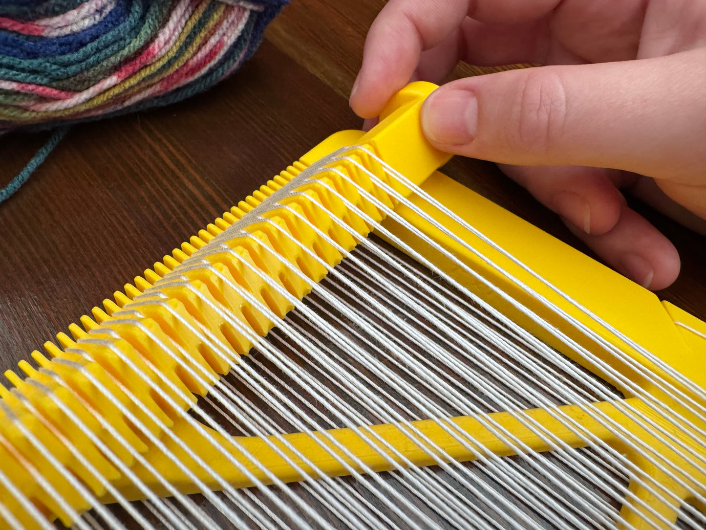 Pocket Loom Weaving Kit 4"x4" 10-dent