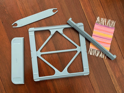 Pocket Loom Weaving Kit 7"x7" 12-dent