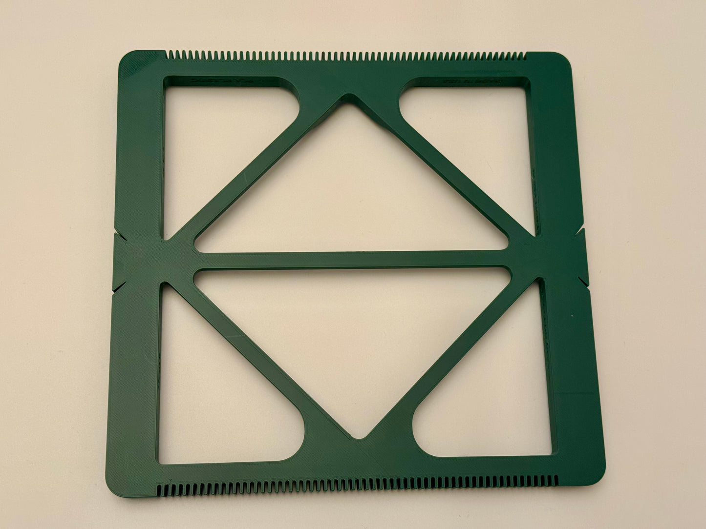 PHOTO SAMPLE Pocket Loom Weaving Kit 7"x7" 8-dent