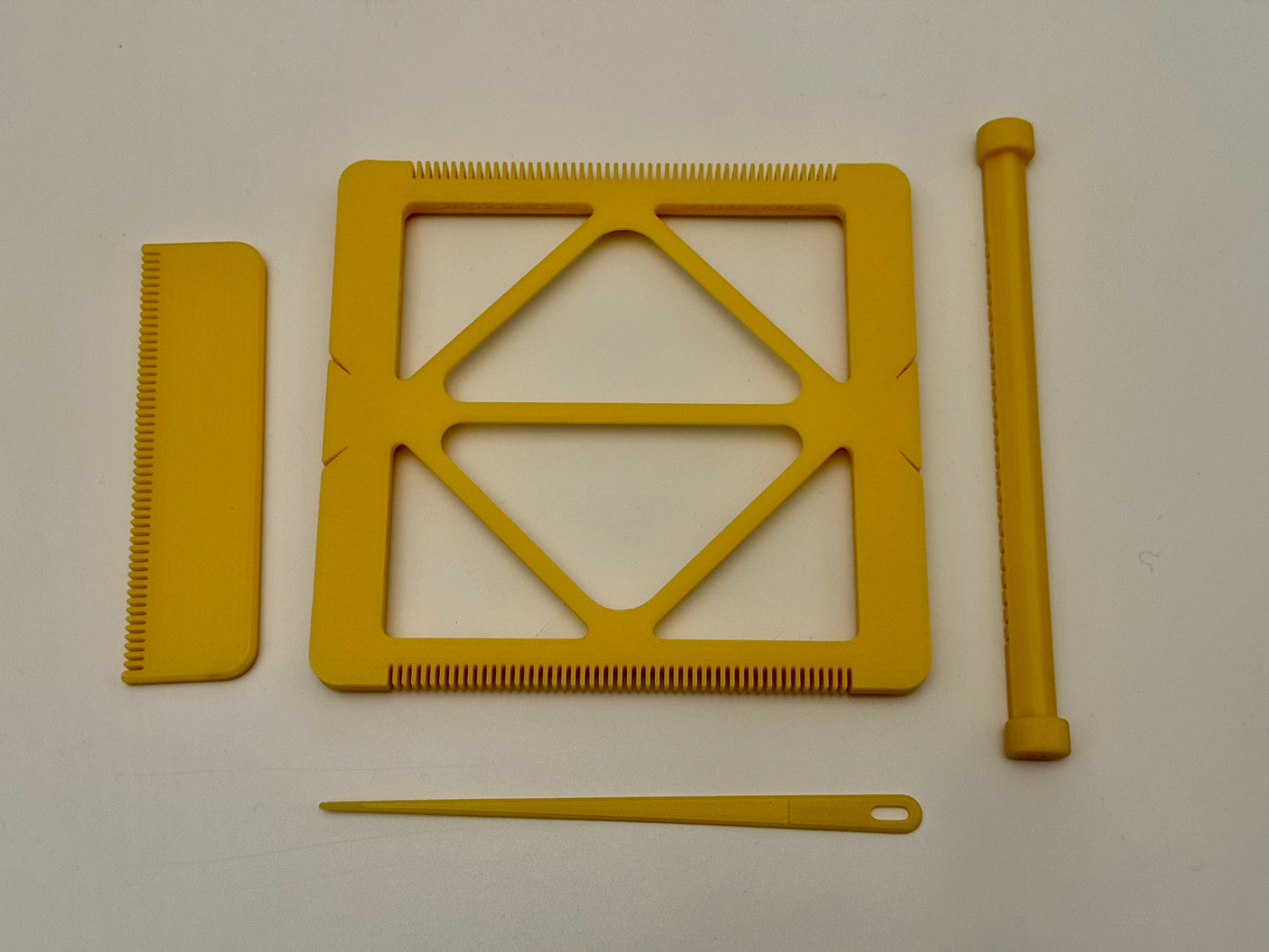 PROTOTYPE Pocket Loom Weaving Kit 4"x4" 12-dent